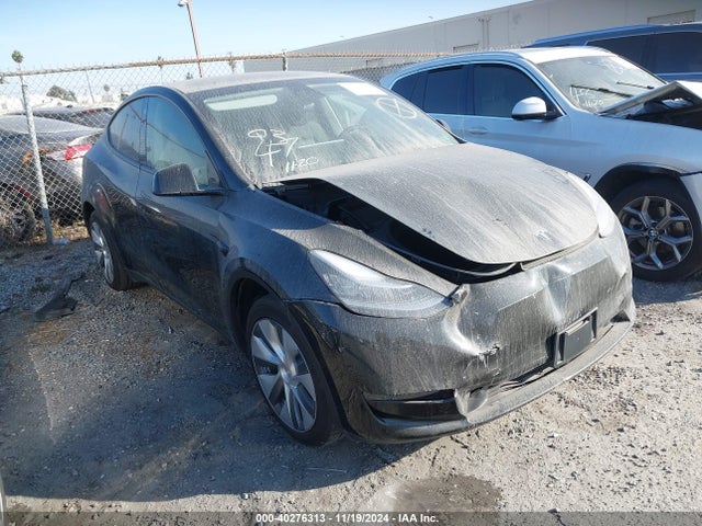 2023 TESLA MODEL Y 7SAYGDEE1PA033207 Photo 0