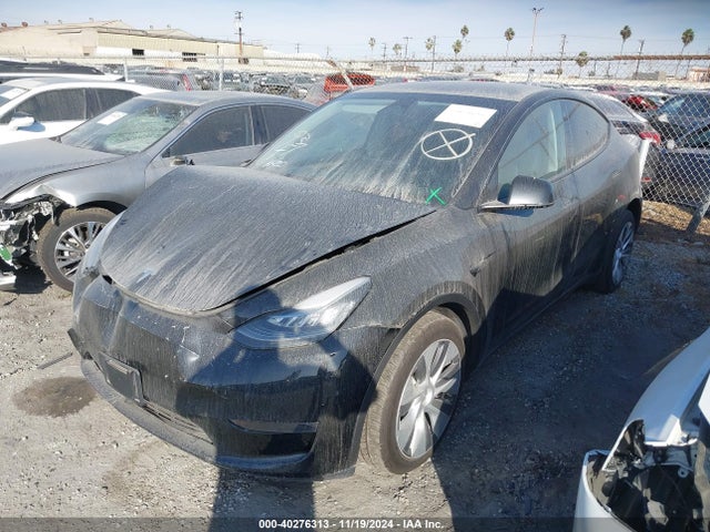2023 TESLA MODEL Y 7SAYGDEE1PA033207 Photo 1
