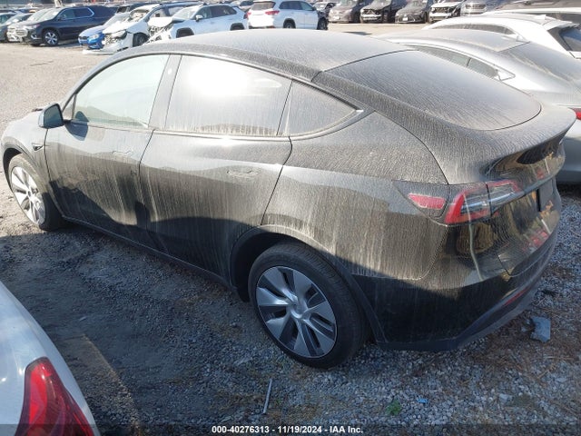 2023 TESLA MODEL Y 7SAYGDEE1PA033207 Photo 2