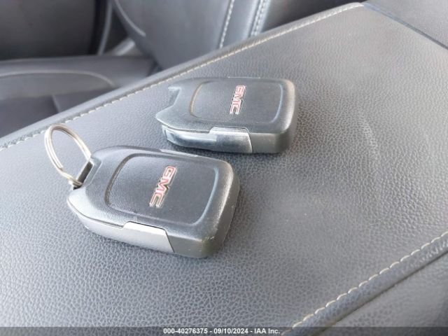 1GKKNNLS8JZ138102 GMC Acadia Slt-2