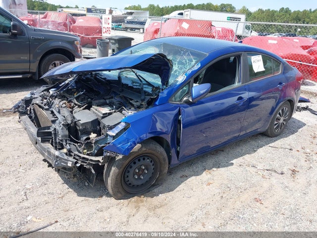 KIA FORTE LX 2017 3KPFK4A7XHE011145 Image 2