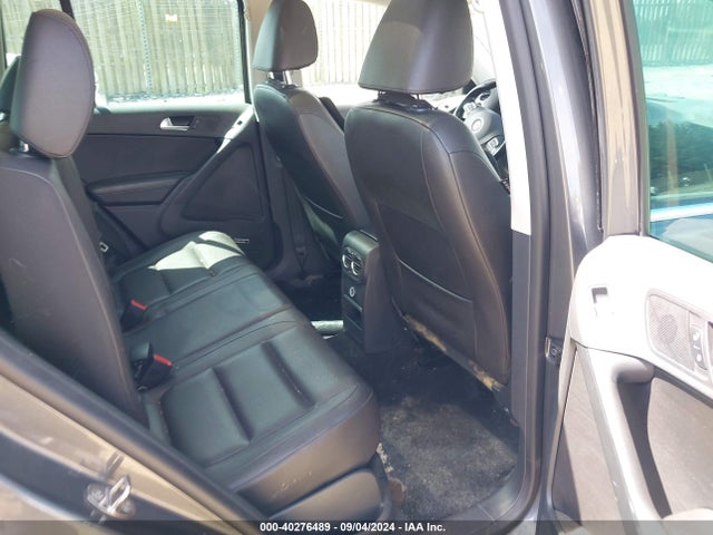 WVGBV7AX4FW602464 Volkswagen Tiguan Sel