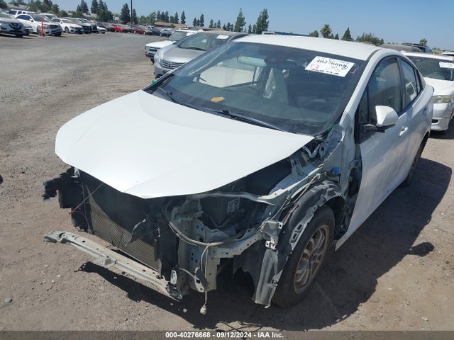 Toyota Prius Le 2019 JTDKARFU0K3099666 Image 2