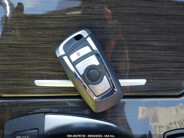 BMW 535i 2015 WBA5B1C56FD921828 Image 11