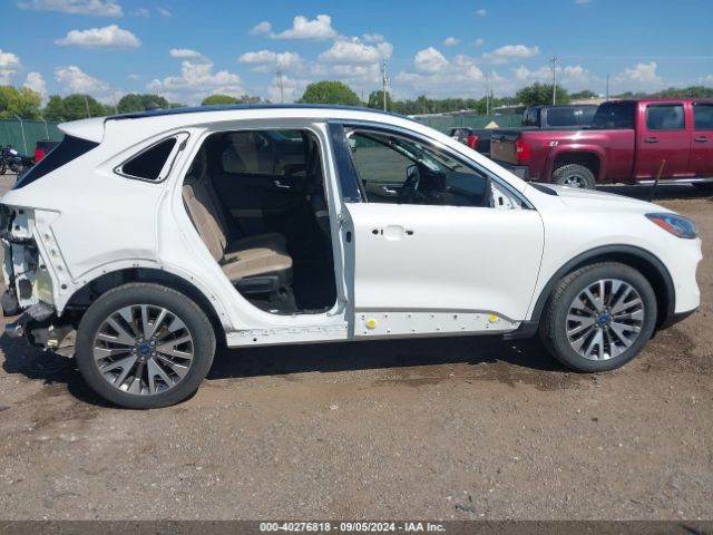 1FMCU9J91LUB48959 Ford Escape Titanium
