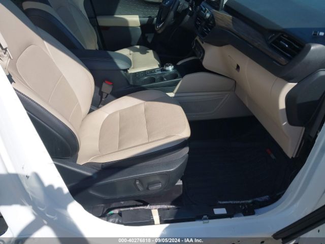 1FMCU9J91LUB48959 Ford Escape Titanium