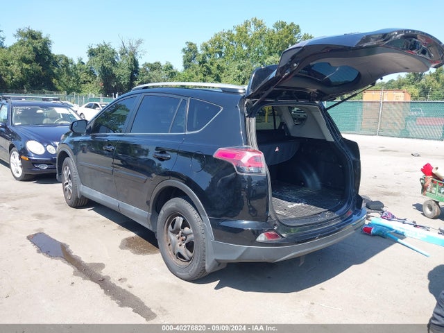 Toyota RAV4 LE 2016 2T3BFREV4GW536777 Image 3