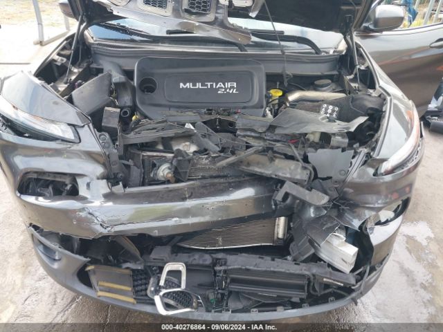 1C4PJMCB2HW614251 Jeep Cherokee Latitude 4x4