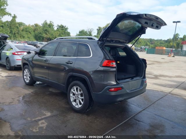 1C4PJMCB2HW614251 Jeep Cherokee Latitude 4x4