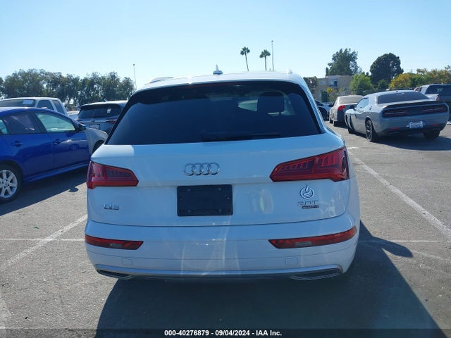 WA1ANAFY2J2013289 Audi Q5 2.0t Premium/2.0t Tech Premium