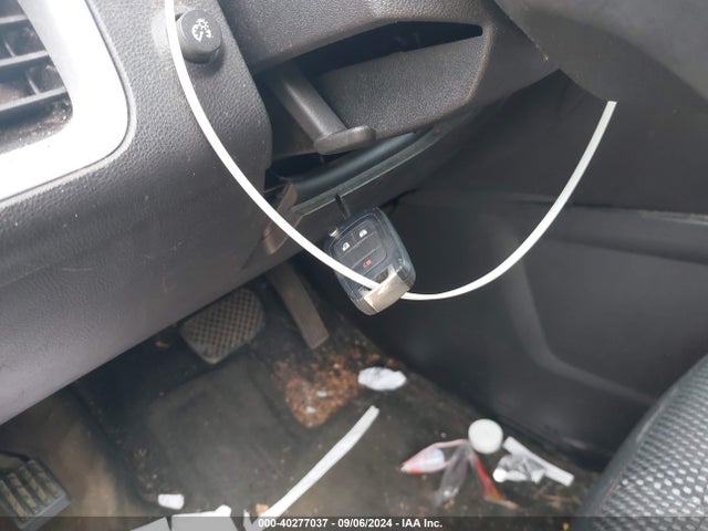 Chevrolet EQUINOX LS 2017 2GNFLEEK7H6222313 Image 11
