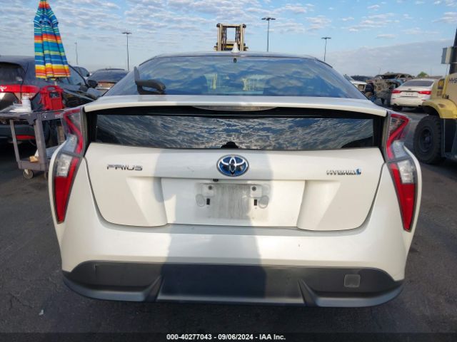 JTDKARFU9G3520114 Toyota Prius Four Touring