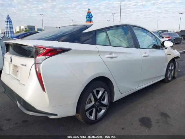 JTDKARFU9G3520114 Toyota Prius Four Touring