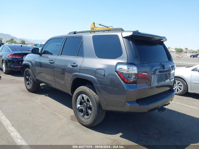 Toyota 4RUNNER SR5 2017 JTEBU5JR2H5445972 Image 3