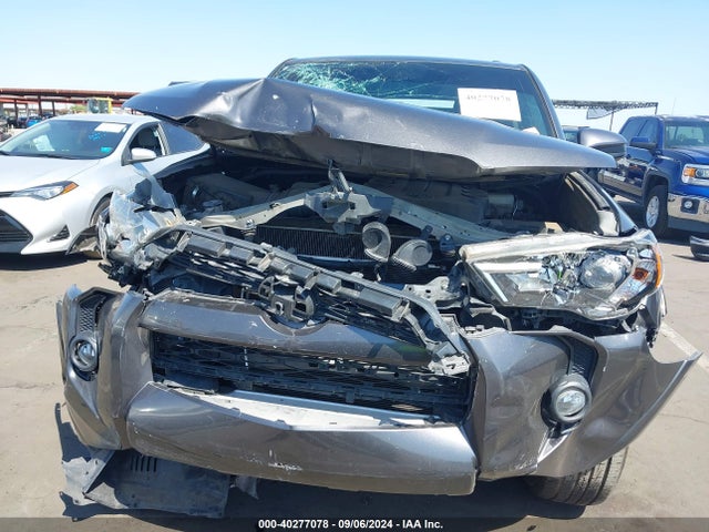 Toyota 4RUNNER SR5 2017 JTEBU5JR2H5445972 Image 6