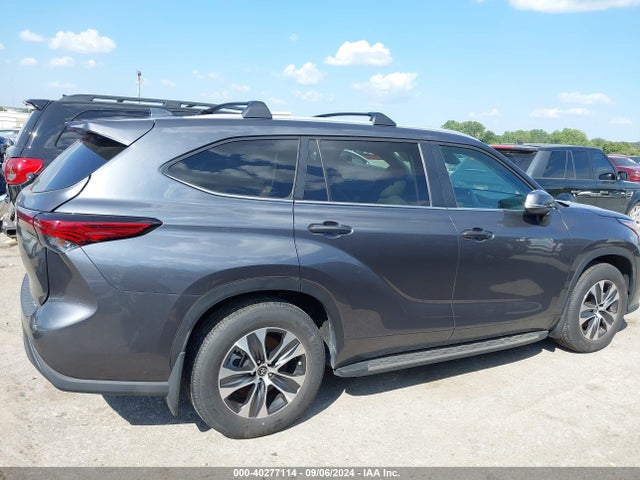 Toyota Highlander Xle 2023 5TDKDRAH9PS042583 Image 13