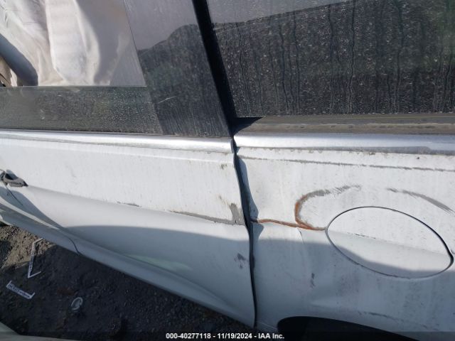 2C4RC1DGXLR163471 Chrysler Voyager Lxi