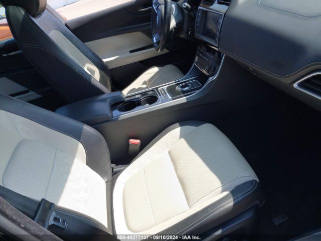 SAJAF4BV6HA962491 Jaguar Xe 35t R-sport