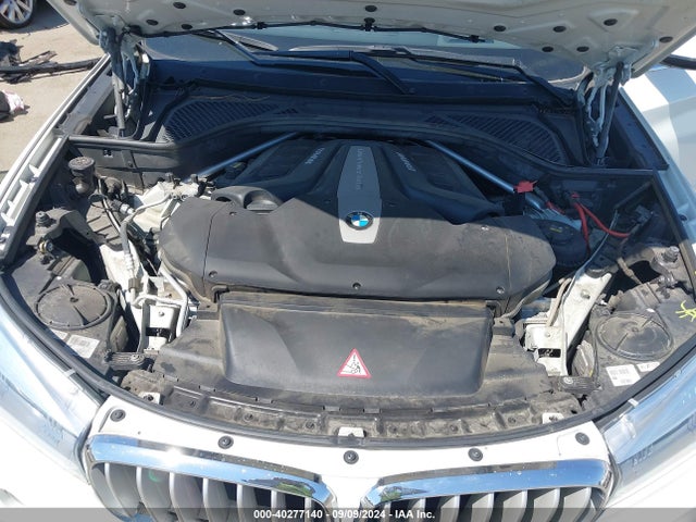 5UXKR6C59G0J83562 BMW X5 Xdrive50i