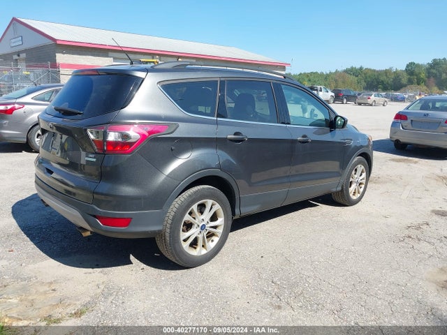 Ford ESCAPE SE 2017 1FMCU0GD7HUA52302 Image 4