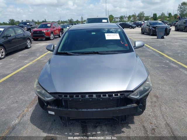 Hyundai ELANTRA SE 2017 5NPD74LF2HH174185 Image 6