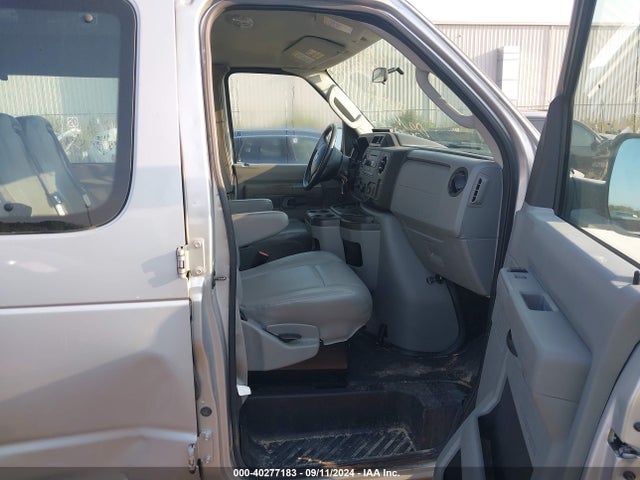 Ford E-250 Commercial 2014 1FTNS2EW2EDA44882 Image 5