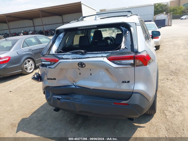 Toyota Rav4 Xle Premium 2022 2T3C1RFV9NC185574 Image 16