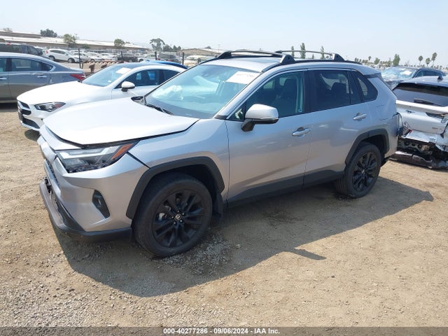 Toyota Rav4 Xle Premium 2022 2T3C1RFV9NC185574 Image 2