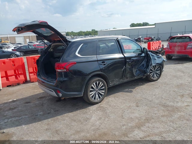2020 MITSUBISHI OUTLANDER JA4AZ3A31LZ021325 Photo 3