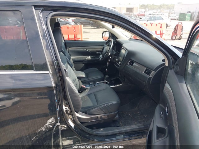 2020 MITSUBISHI OUTLANDER JA4AZ3A31LZ021325 Photo 4