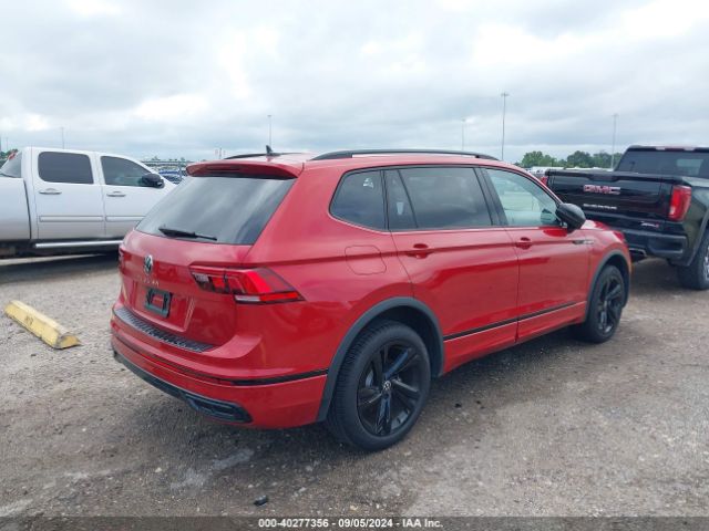 3VVCB7AX8RM013439 Volkswagen Tiguan 2.0t Se R-line Black
