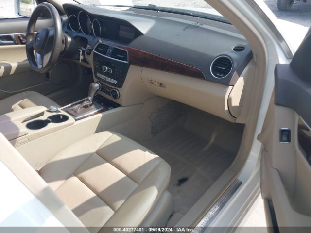 WDDGF4HB9ER308125 Mercedes-Benz C 250 Luxury/sport