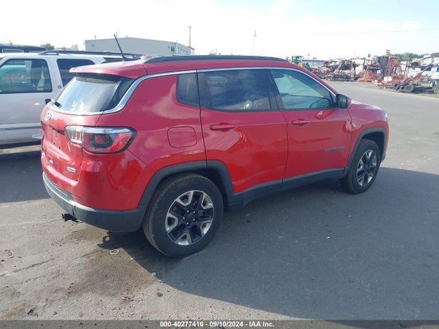 Jeep Compass Latitude 4x4 2018 3C4NJDBB9JT192595 Image 4