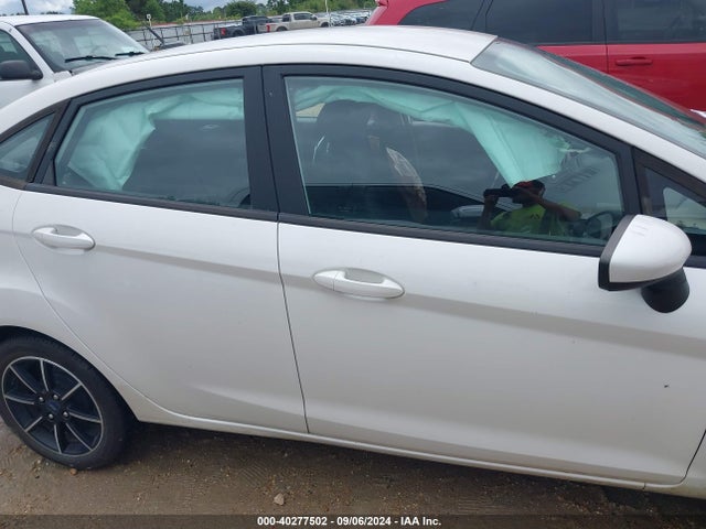 Ford FIESTA SE 2019 3FADP4BJ9KM134733 Image 14