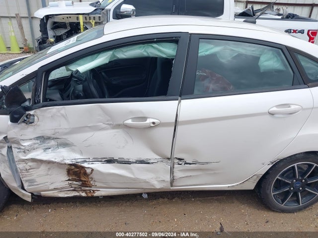 Ford FIESTA SE 2019 3FADP4BJ9KM134733 Image 15