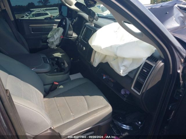 1C6RR7GT7GS228573 RAM 1500 Slt