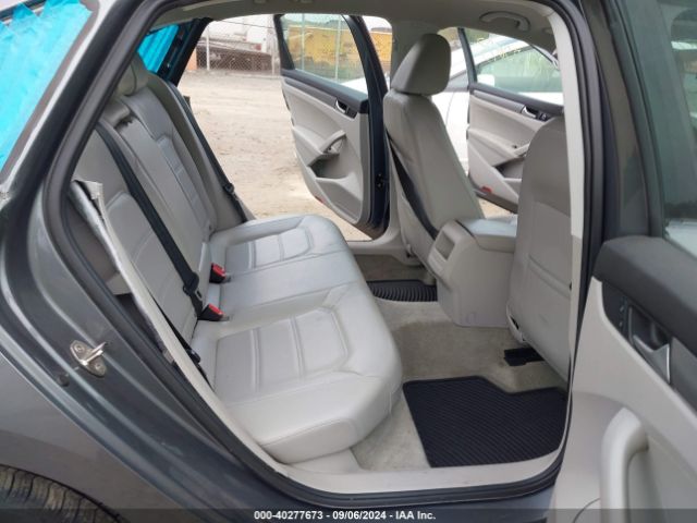 1VWAT7A33FC116617 Volkswagen Passat 1.8t Limited Edition