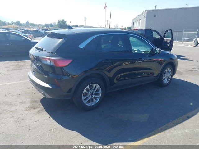 Ford ESCAPE SE 2021 1FMCU9G60MUA69538 Image 4