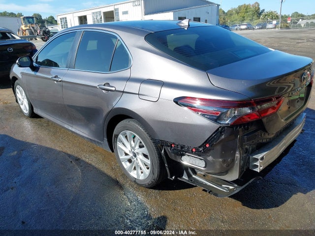 Toyota CAMRY LE 2021 4T1C11AK5MU416023 Image 3