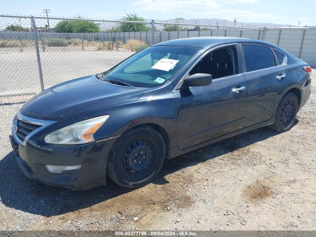 Nissan Altima 2.5 S 2015 1N4AL3AP8FN918251 Image 2