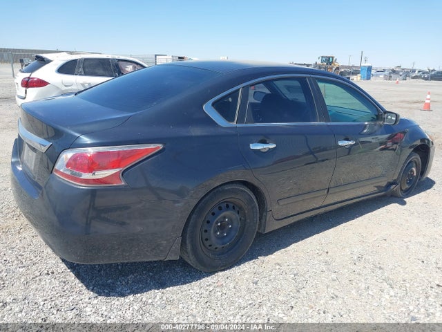 Nissan Altima 2.5 S 2015 1N4AL3AP8FN918251 Image 4