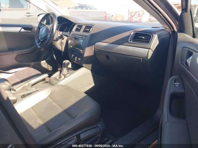 3VWD07AJXFM316199 Volkswagen Jetta 1.8t Se