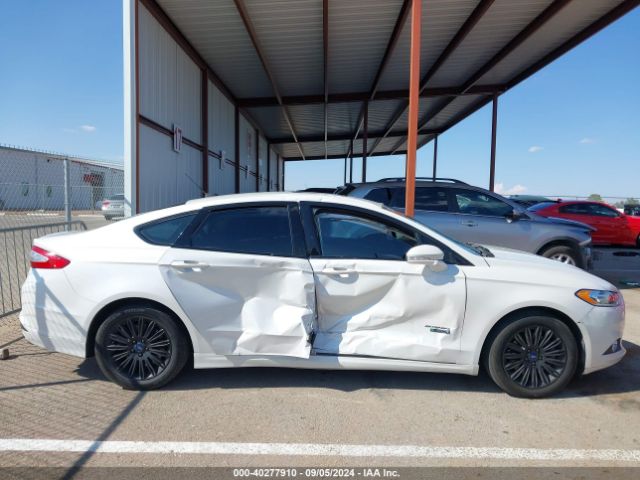 3FA6P0PU5ER177848 Ford Fusion Energi Se Luxury