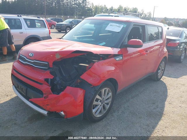 KIA SOUL + 2018 KNDJP3A56J7567365 Image 2