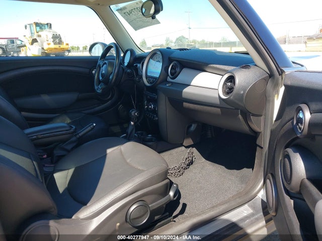 2012 MINI COOPER WMWSU3C57CT541813 Photo 4