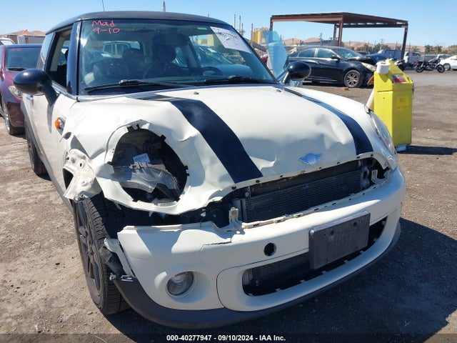 2012 MINI COOPER WMWSU3C57CT541813 Photo 5