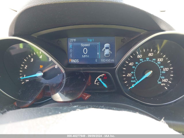 1FMCU9G90FUA11152 Ford ESCAPE SE