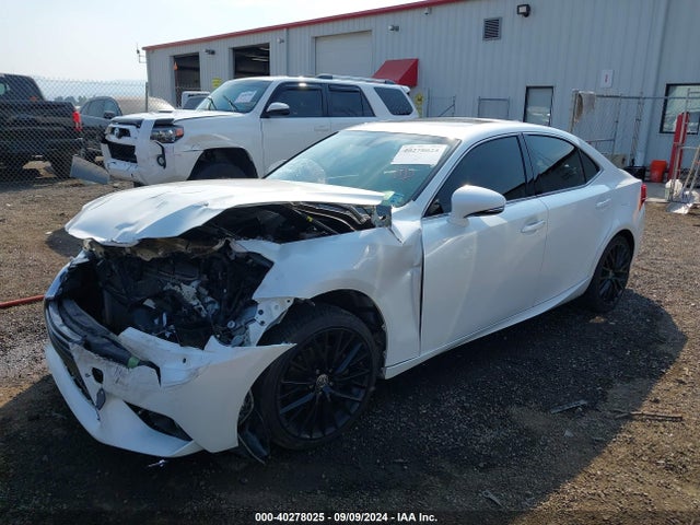 Lexus IS 250 2014 JTHCF1D28E5011205 Image 2