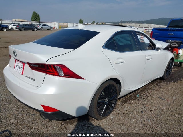 Lexus IS 250 2014 JTHCF1D28E5011205 Image 4