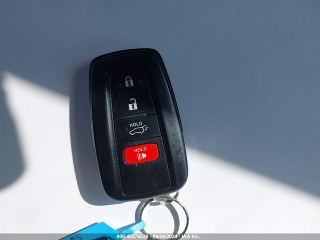 2T3EWRFV0KW033283 Toyota Rav4 Hybrid Xse